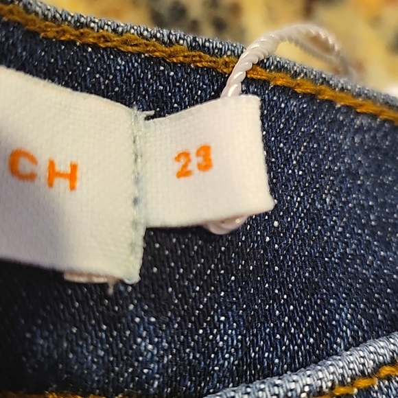 NWT Tory Burch Harley Cropped Jean Rain Wash Sz 23 - Picture 3 of 6